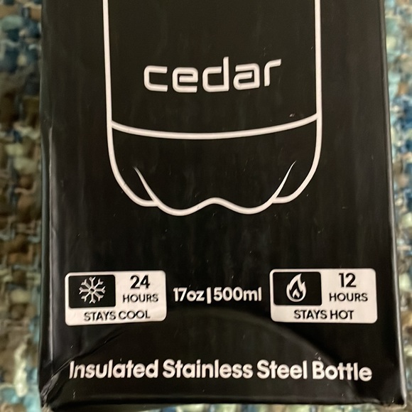 Cedar 17 oz Stainless Steel Water Bottle NWT - Picture 4 of 8
